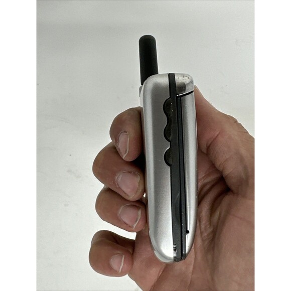 Motorola Flip Phone CE0168 Untested No Charger - Picture 6 of 8